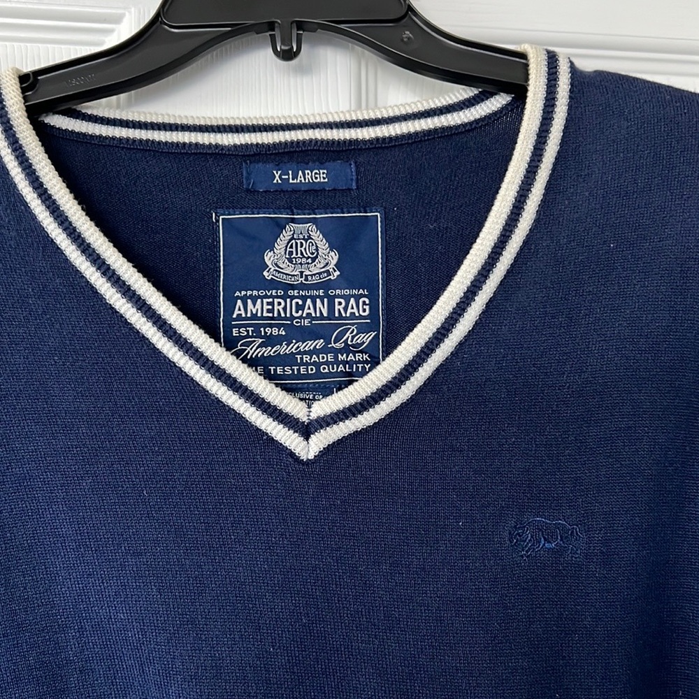 American Rag CIE sweater - Picture 2 of 3